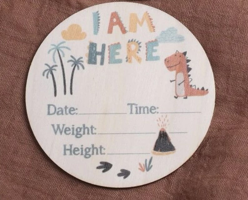 I Am Here Wooden Birth Announcement | Photo Prop
