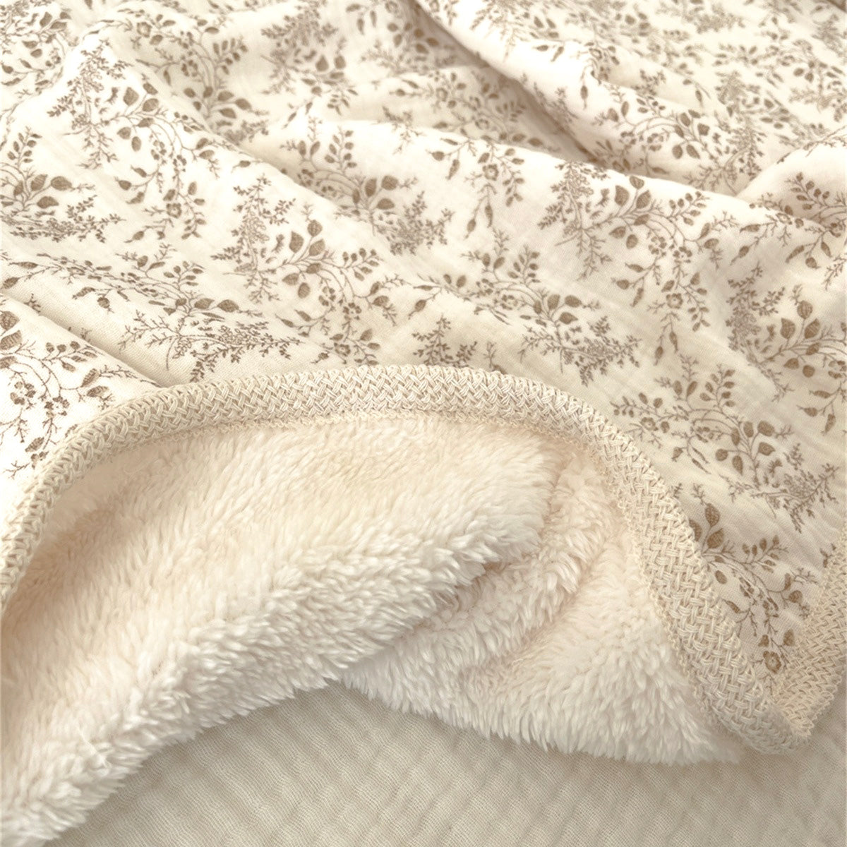 Earthy Cotton and Fluffy Fleece Blanket