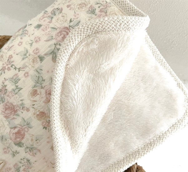 Earthy Cotton and Fluffy Fleece Blanket